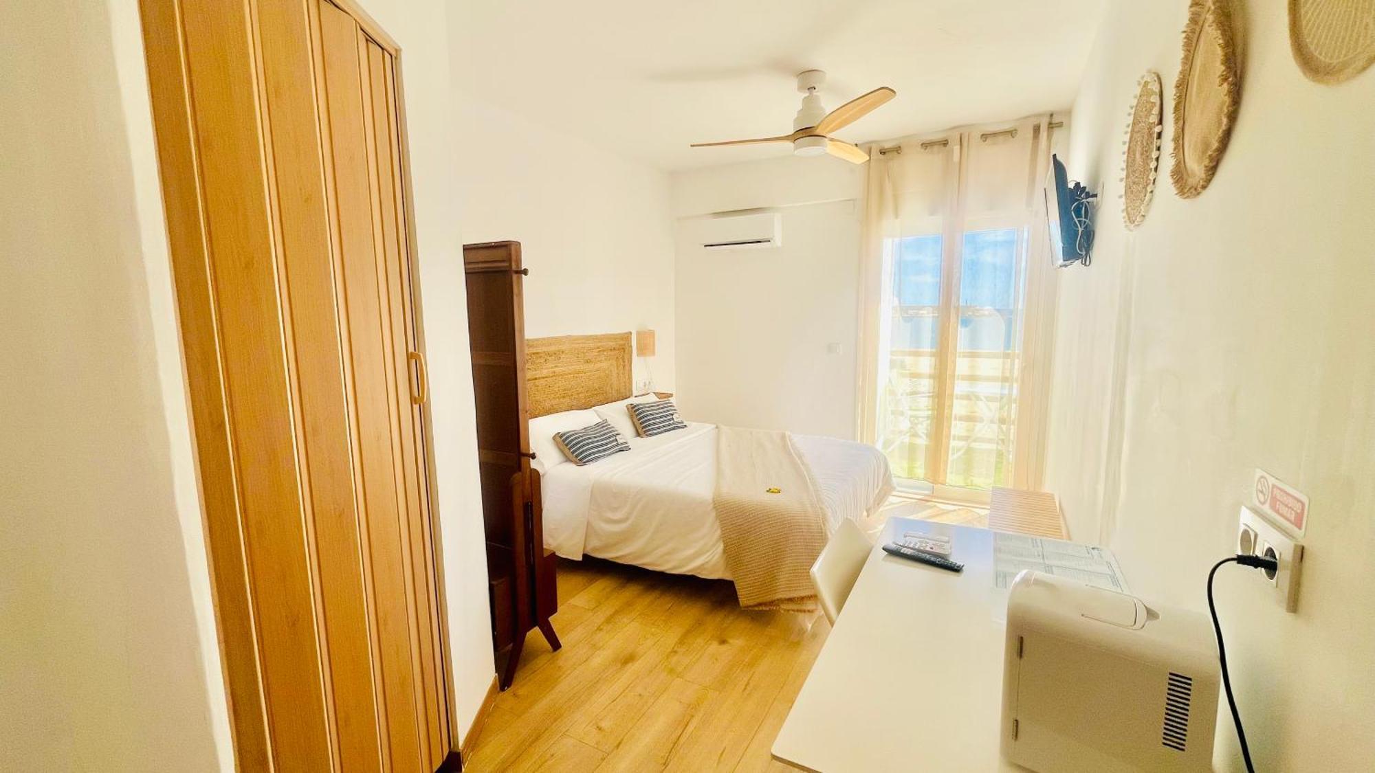 Hostal Playa Dreams Nautico Adults Garrucha Extérieur photo